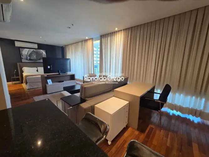 Apartamento mobiliado , Vila Olímpia, 2 vagas arrumação diaria
