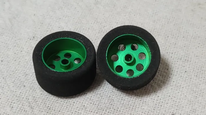 Rodas de autorama verde