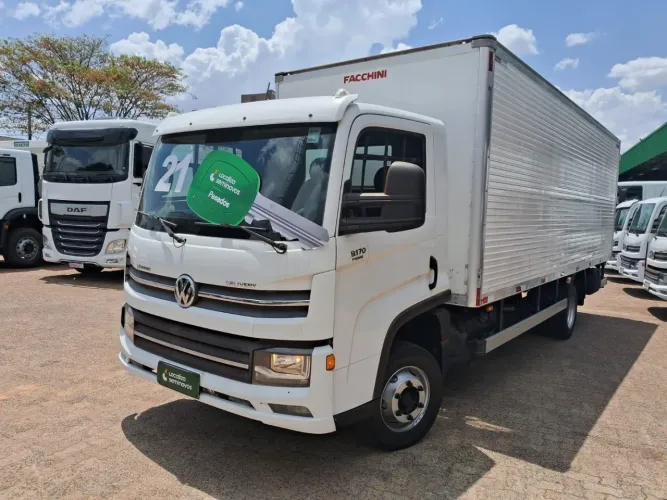 Volkswagen 9.170 2021