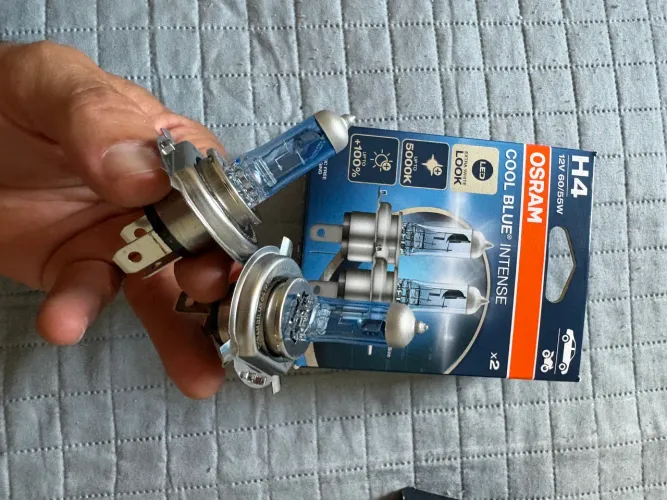 Vendo Lâmpadas H4 OSRAM branca