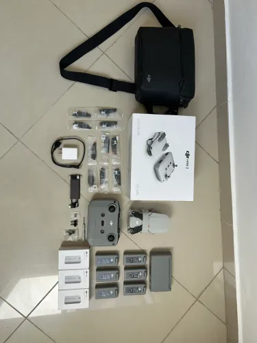 DJI Mini 2 fly more combo com 6 baterias