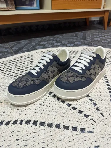 Tênis gucci 