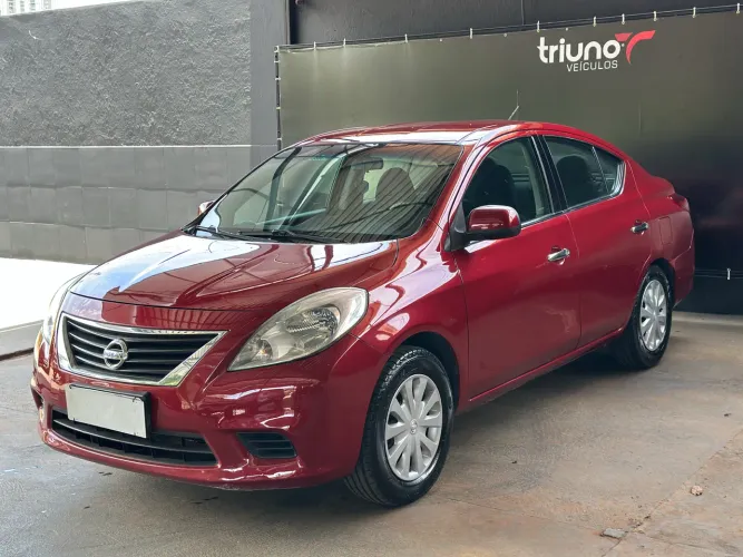 Nissan Versa SV 1.6 16V Flex Fuel 4P Mec. 2014