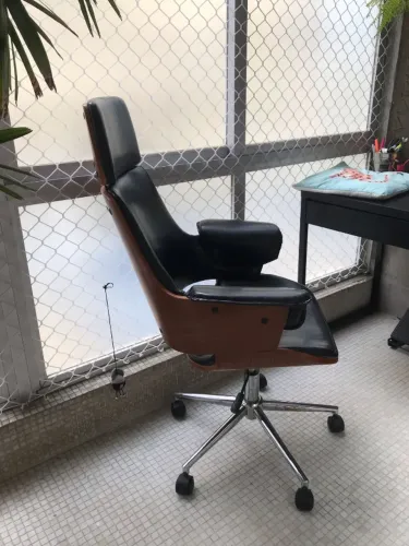 Cadeira Presidente - RETIRADA PELO COMPRADOR