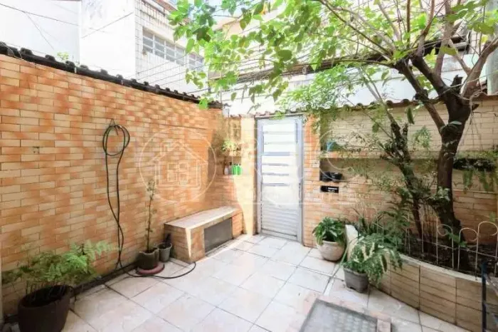 Imóvel para venda possui 73 metros quadrados com 1 quarto em Tijuca - Rio de Janeiro - RJ
