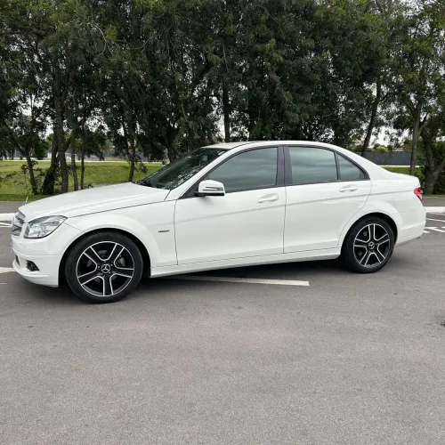Mercedes-Benz C-180 CGI Classic 1.8 16V 156cv Aut. 2011