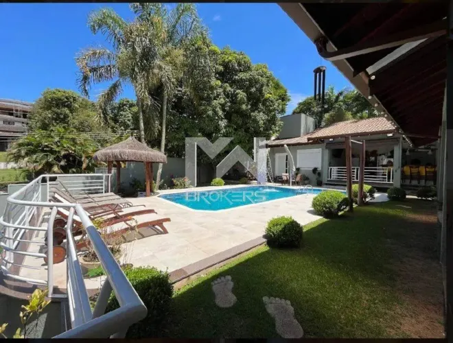 Casa à venda no Condomínio Vista Alegre Café em Vinhedo - SP.