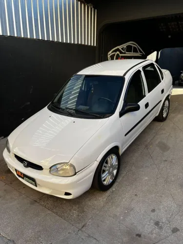 Chevrolet Corsa Sedan Super/ Classic 1.6 MPFI 8V 4 2003