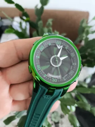 Relógio marca famosa Masculino Verde e azul