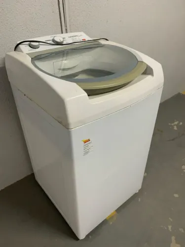 Maquina de Lavar Roupa Brastemp Ative 9 kg 220V usada