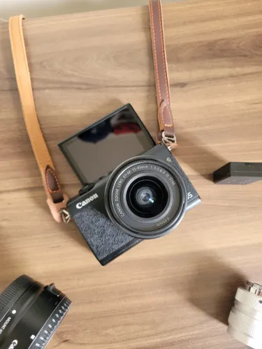 KIT Canon M200 + lente 15-45mm