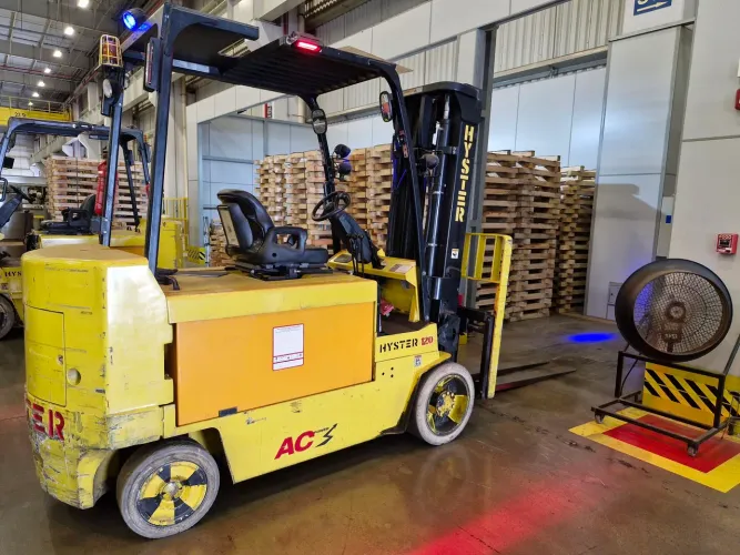 Empilhadeira elétrica 5 ton Hyster E120Z