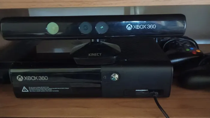 X box 360 com Kinect desbloqueado 