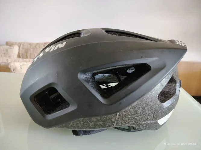 Capacete para ciclista BTWIN