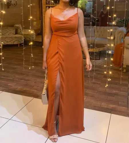 Vestido de madrinha terracota
