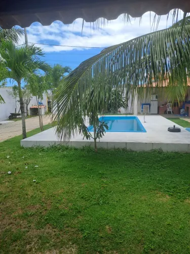 Aluga casa três  quartos  para temporada  Canto Arembepe 0,00 diária 