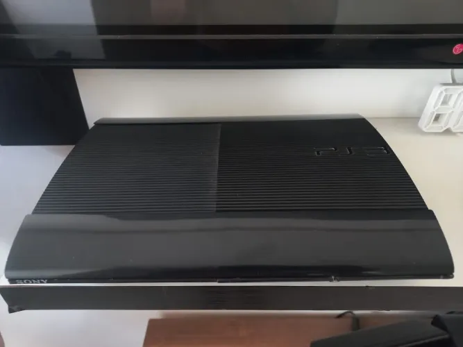 Ps3 Super Slim com defeito (Retirada de peças)