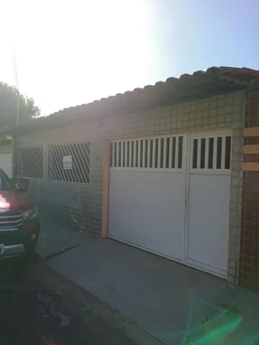 Vendo linda e conservada casa no Anil