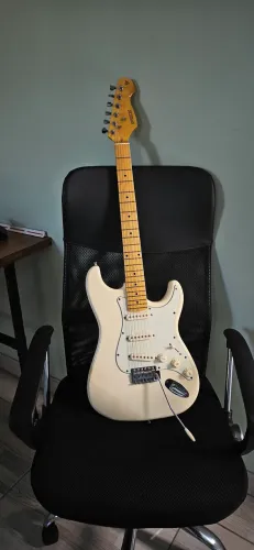 Guitarra PHX 2025