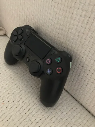 Vendo controle de PS4 e PC