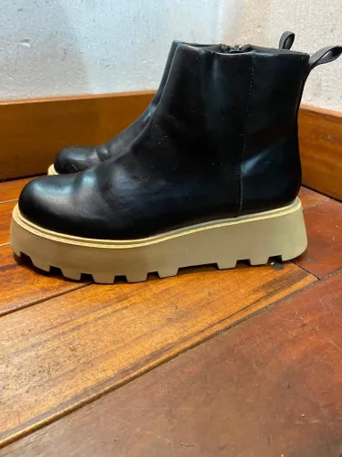 Bota Zara Tratorada Preta Plataform