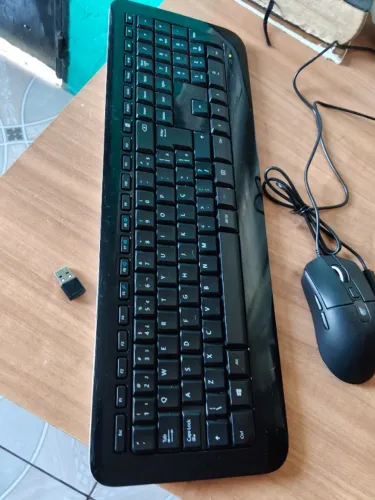 Teclado e mouse (leia bem o anuncio)