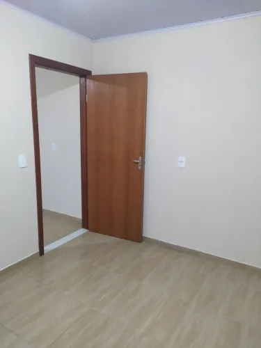 Alugo kitnet