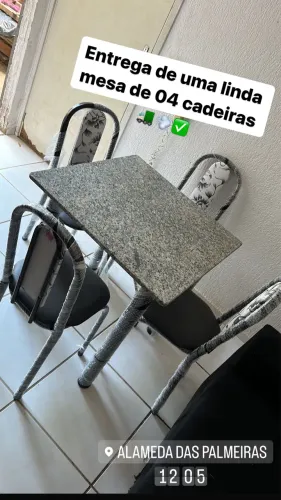 Mesa de granito 4 cadeiras nova disponível
