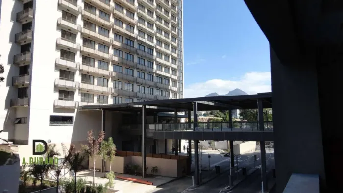 Lindíssima sala comercial mobiliada no Nova América Offices