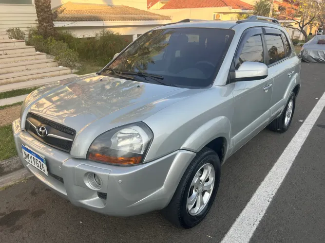 Hyundai Tucson 2.0 16V Aut. 2013