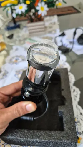 Farol em led projetor h4 para motos.