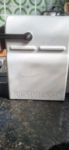 Cafeteira Nespresso Branca