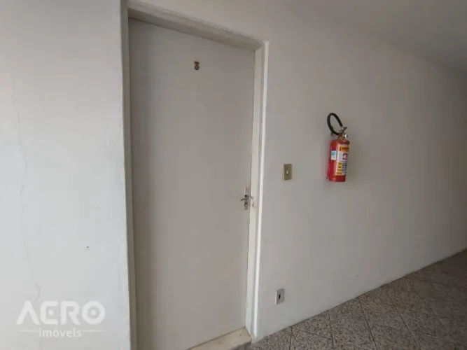 Kitnet com 1 dormitório para alugar, 35 m² por R$ 796,00/mês - Vila Engler - Bauru/SP