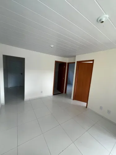 Alugo casa em condomínio na cidade universitária