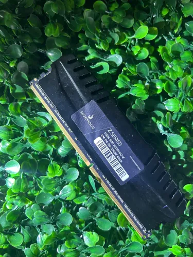 Memória RAM DDR4 8GB 3200MHz Rise Mode Z Black ? Excelente Estado