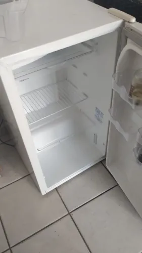 Frigobar Electrolux