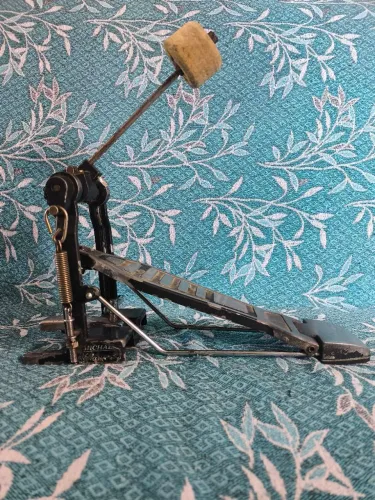 Vende-se Pedal de Bumbo Michael.