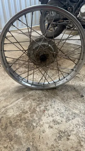 Aro/Pneu de Moto Bros 160 Dianteiro