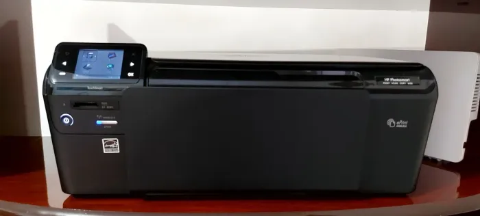 Impressora HP de cartucho  colorida e preto branco 