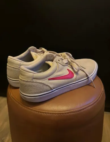 Tênis Nike