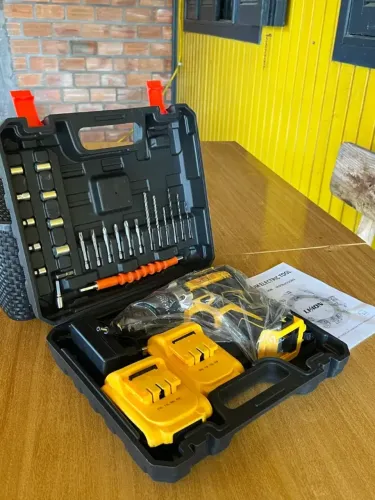 Parafusadeira, furadeira e martelete profissional v48 com kit de ferramentas inclusa