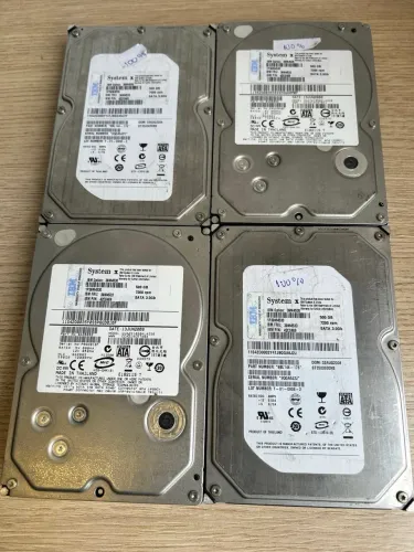 4 HDs IBM System X - Sata 500gb cada