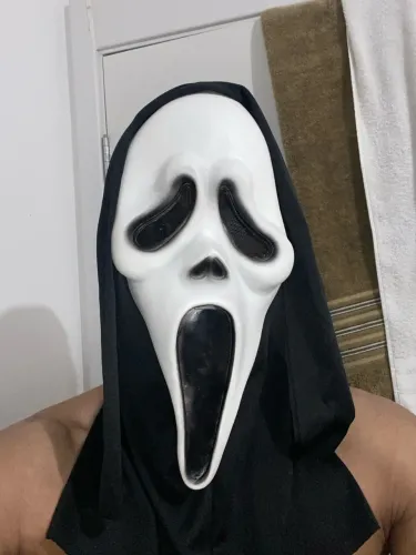 Máscara do pânico para ir em festa de halloween