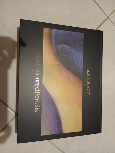 arttrack coloured pencils