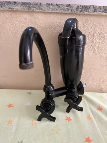 Torneira de cozinha preta Fame