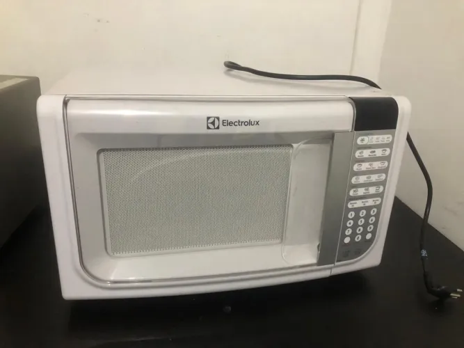 Microondas Electrolux 31 litros