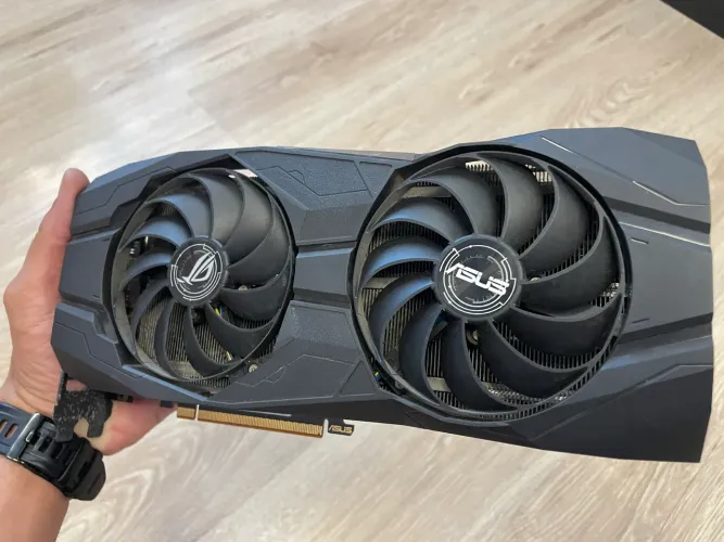 RX 5500XT Asus ROG Strix