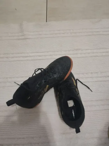 Chuteira de futsal, nova!!!!