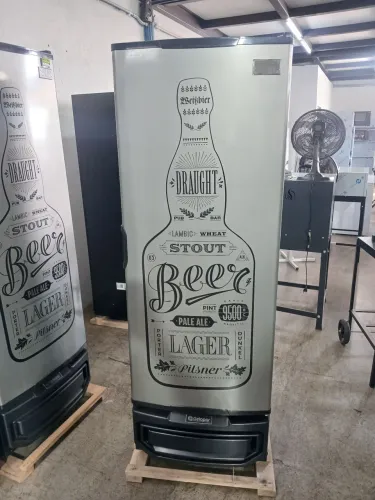 Cervejeira Gelopar 410L GCB-40 GW TI Porta Adesivada Beer Inox 220V