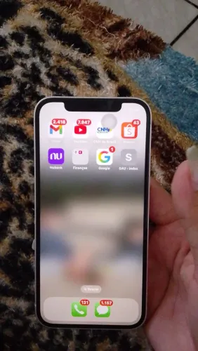 Vendo um iPhone 12 de 64gb tenho a documentação dele nunca foi trocado peças bateria 100%